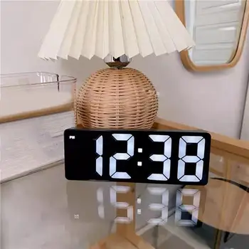Digital Alarm Clock Голям Екран Гласово Управление На Показване На Дата, Температура На Консумация На Спящия Режим На Спалня Студентски Будилник В Общежитието