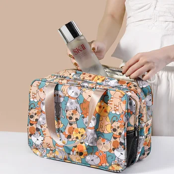 Дамски косметичка Преносима чанта за измиване на тоалетни принадлежности Водоустойчив двупластова Суха Влажна Разделителната Водоустойчива кутия за съхранение на продукти за грижа за кожата